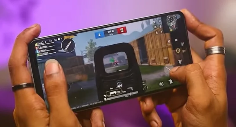 realme C75 smartphone gaming performance